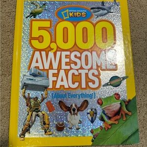 National Geographic Kids 5,000 Awesome Facts Book - Yellow and Silver